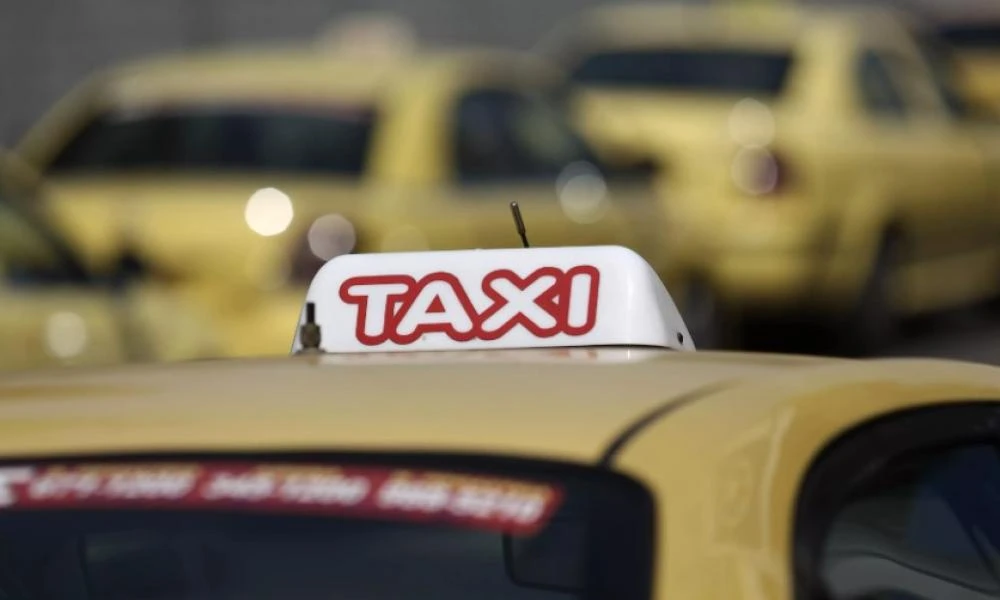 Χαλκίδα: Μπήκε στο ταξί και πέθανε λίγα λεπτά μετά – Οι καταγγελίες για τον ξαφνικό θάνατο